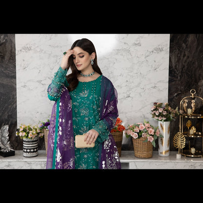 LUSH FASHION EMBROIDERED LAWN 3 PC SUIT