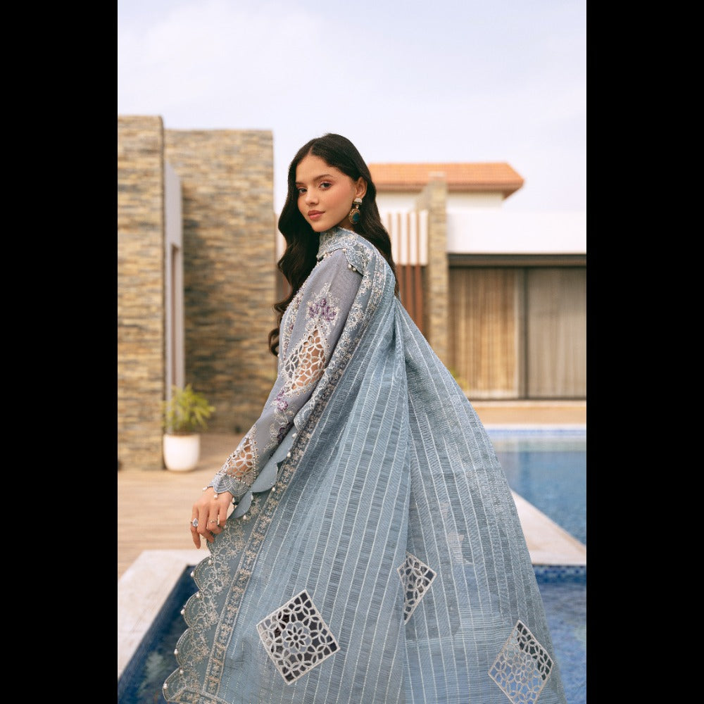 IMPRESSIVE COLOUR 3 PC TILLA LAWN EMBROIDERED SUIT