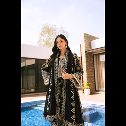 STUNNING VISUAL APPEAL 3 PC LADIES EMBROIDERED LAWN SUIT