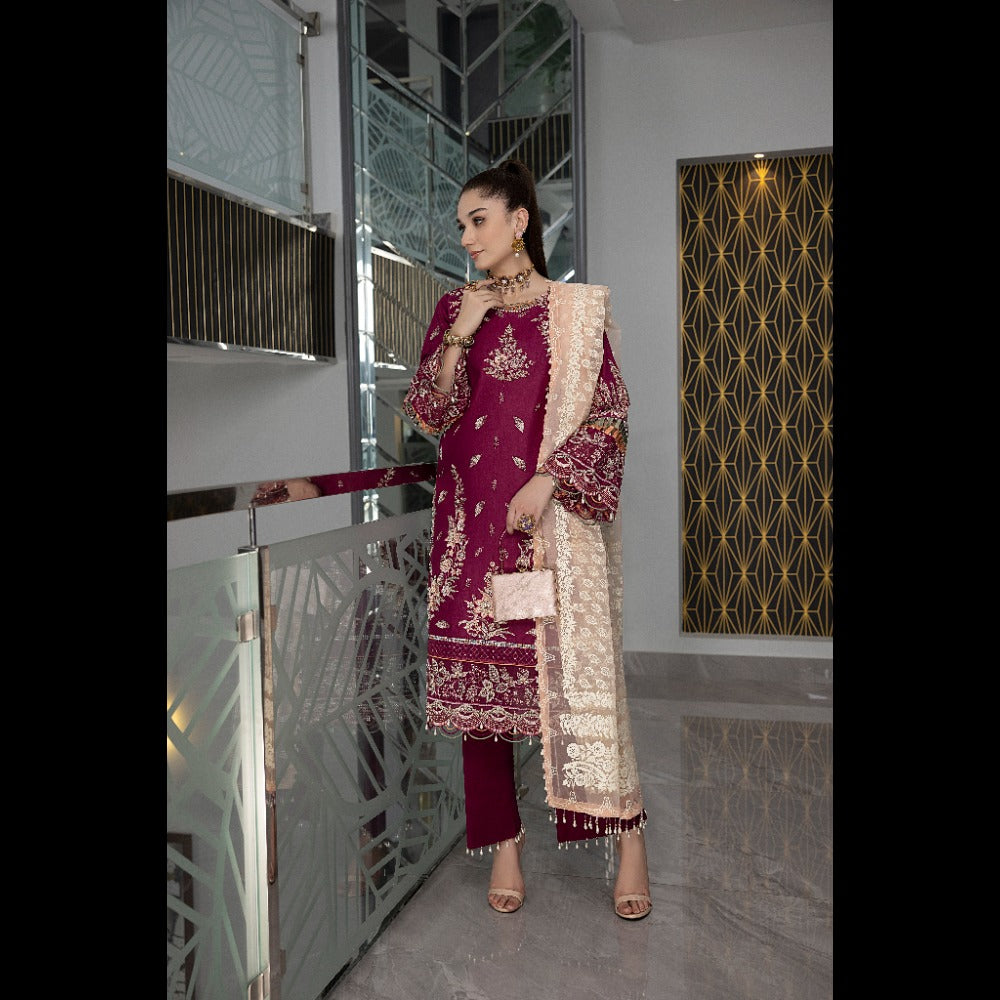 LUXURY LAWN EMBROIDERED 3 PC SUIT WITH ORGANZA DUPATTA