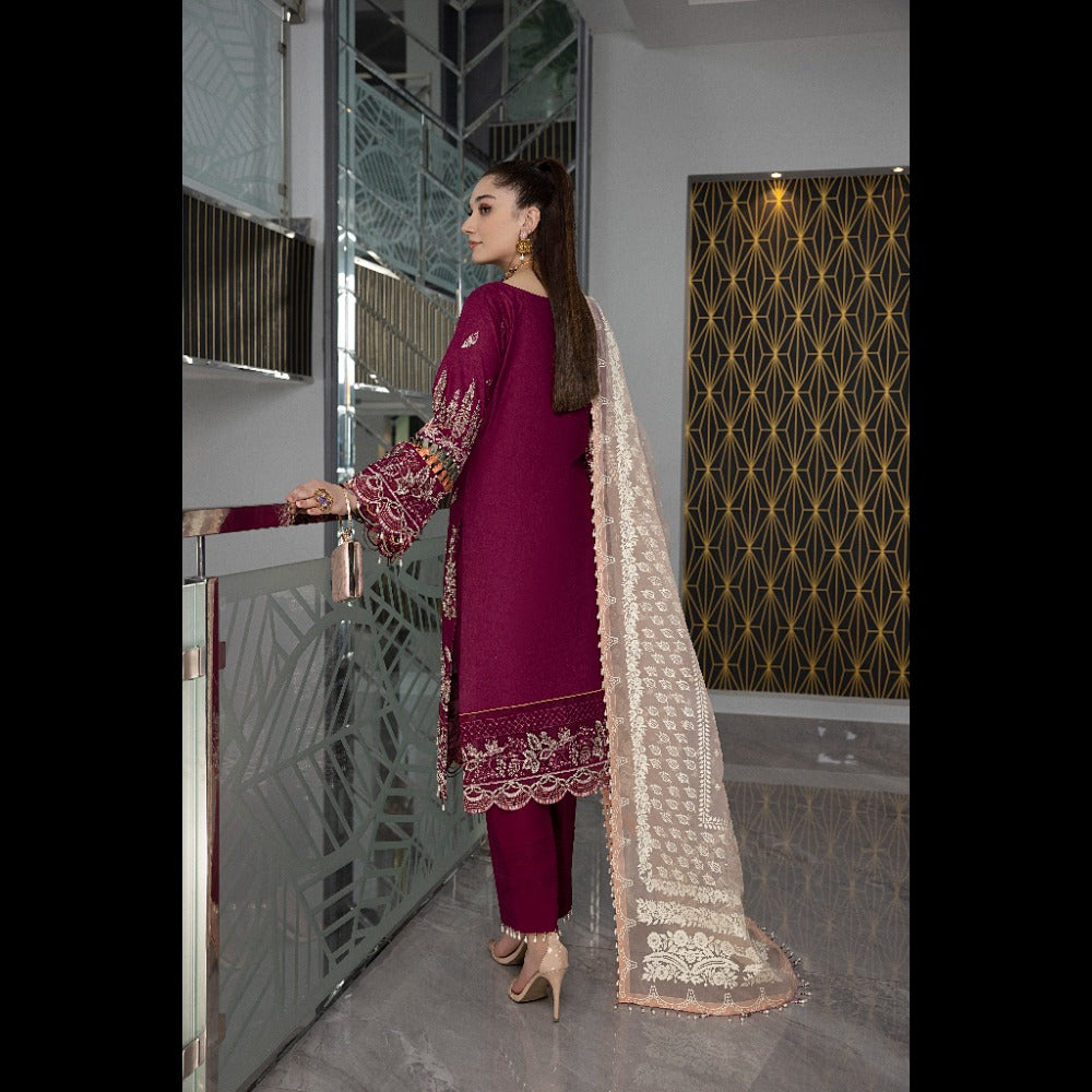 LUXURY LAWN EMBROIDERED 3 PC SUIT WITH ORGANZA DUPATTA